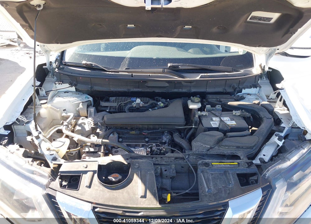 2017 NISSAN ROGUE SV VIN: KNMAT2MT4HP556620