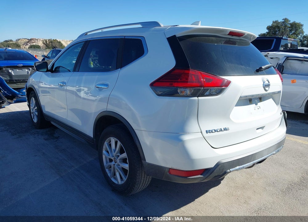 2017 NISSAN ROGUE SV VIN: KNMAT2MT4HP556620