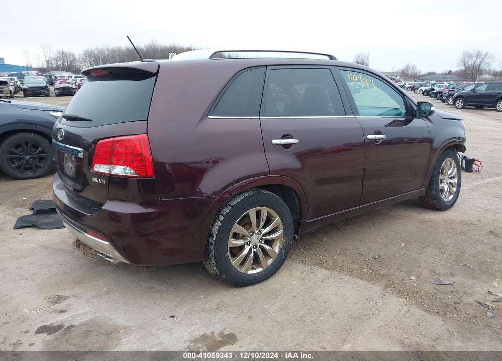 2011 KIA SORENTO SX V6 VIN: 5XYKW4A20BG147124