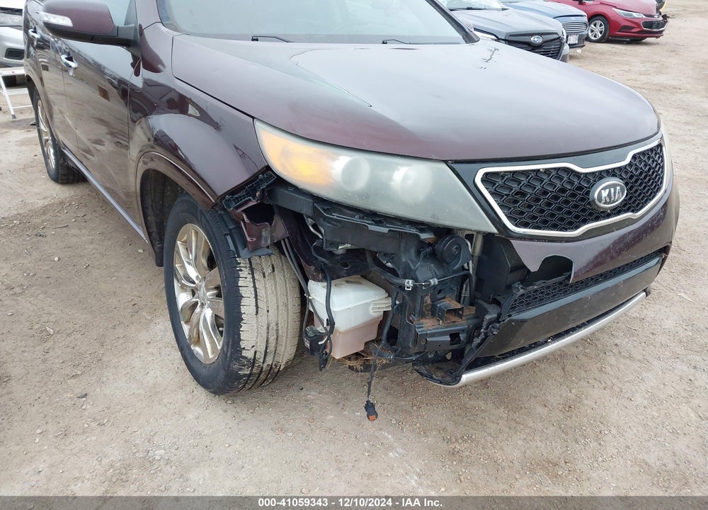 2011 KIA SORENTO SX V6 VIN: 5XYKW4A20BG147124