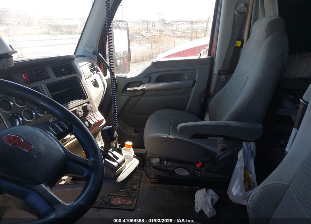 2018 KENWORTH T680 VIN: 1XKYDP9X9JJ203954