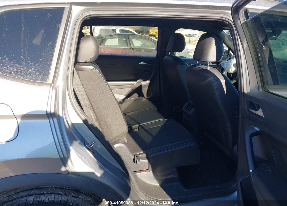 2020 VOLKSWAGEN TIGUAN VIN: 3VV2B7AXXLM113951