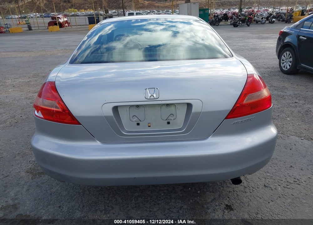 2003 HONDA ACCORD 2.4 LX VIN: 1HGCM72273A026278