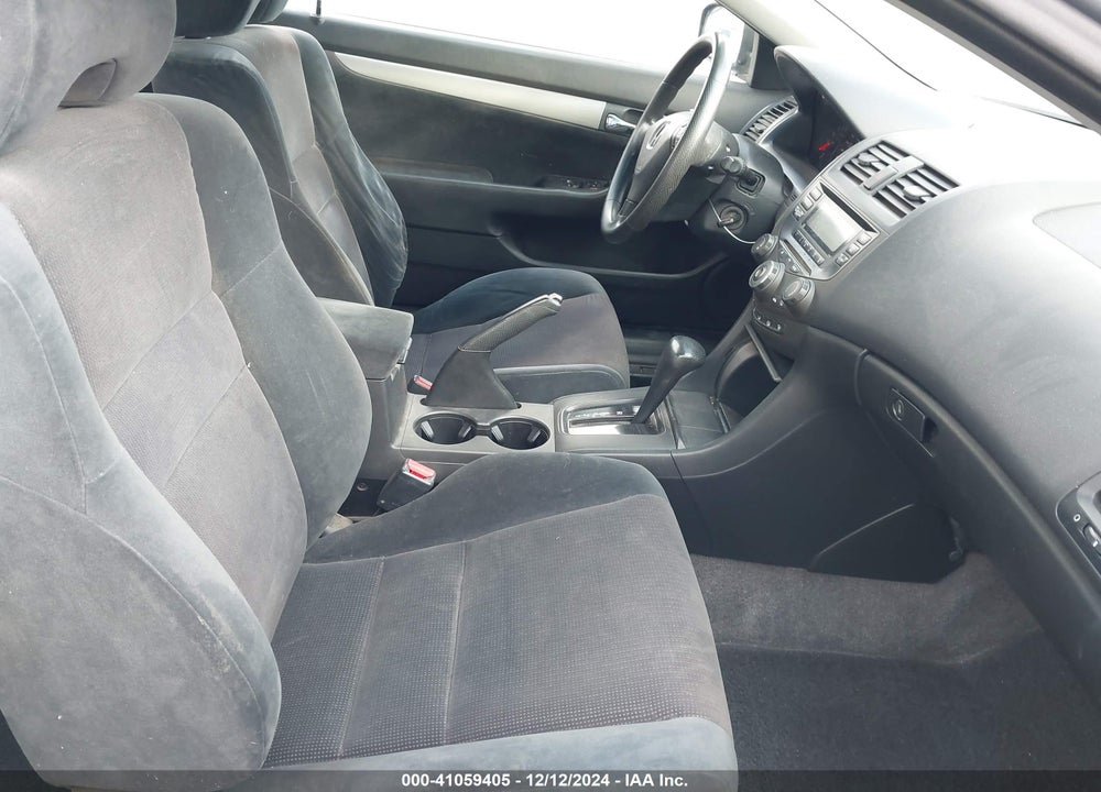 2003 HONDA ACCORD 2.4 LX VIN: 1HGCM72273A026278