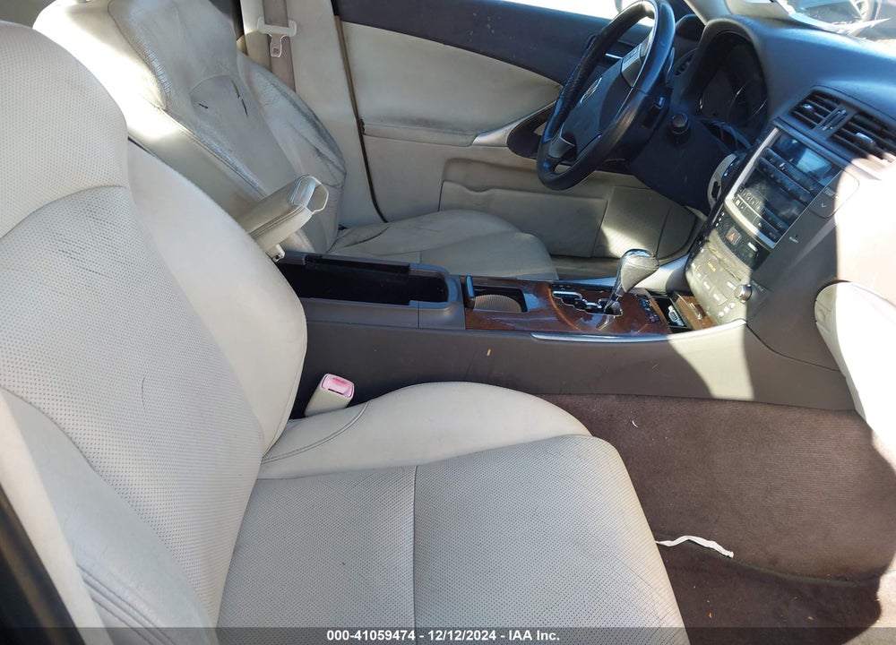 2011 LEXUS IS 250 VIN: JTHBF5C23B5140131