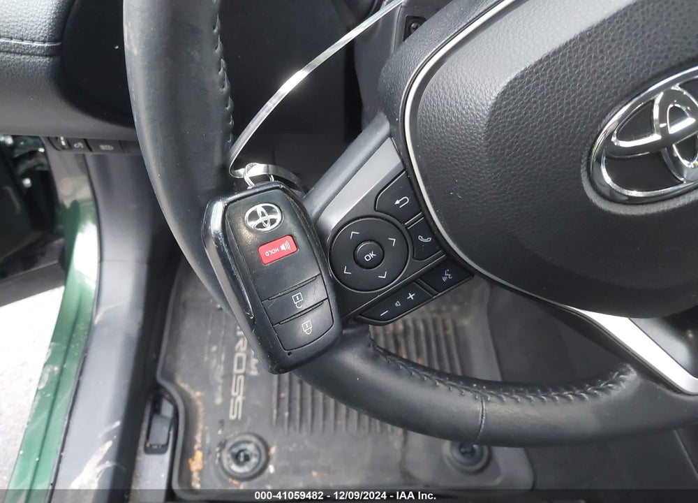 2022 TOYOTA COROLLA CROSS LE VIN: 7MUCAAAG2NV005108