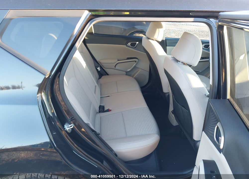 2023 KIA SOUL VIN: KNDJ33AU0P7843311