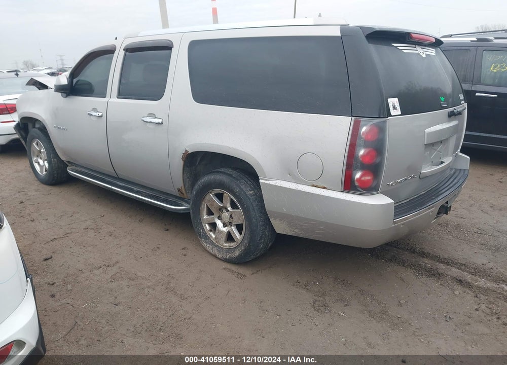 2007 GMC YUKON XL 1500 DENALI VIN: 1GKFK66897J314890