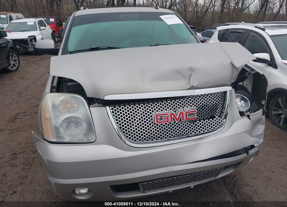 2007 GMC YUKON XL 1500 DENALI VIN: 1GKFK66897J314890
