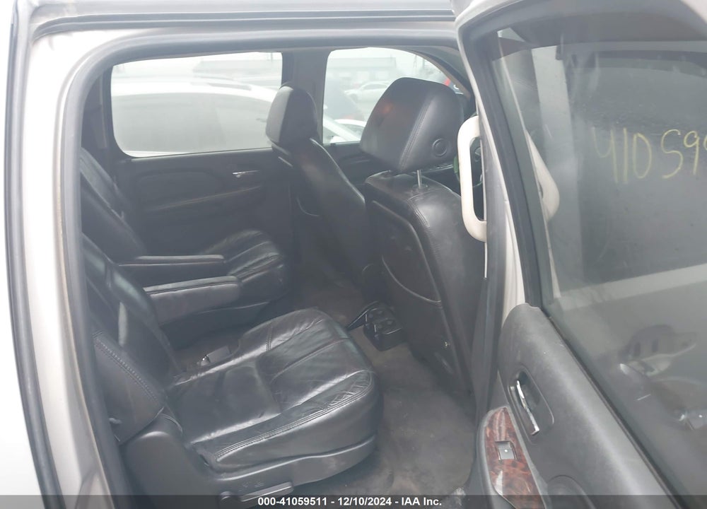 2007 GMC YUKON XL 1500 DENALI VIN: 1GKFK66897J314890