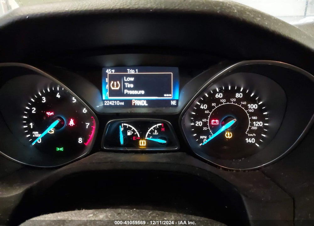 2015 FORD FOCUS SE VIN: 1FADP3F2XFL239320