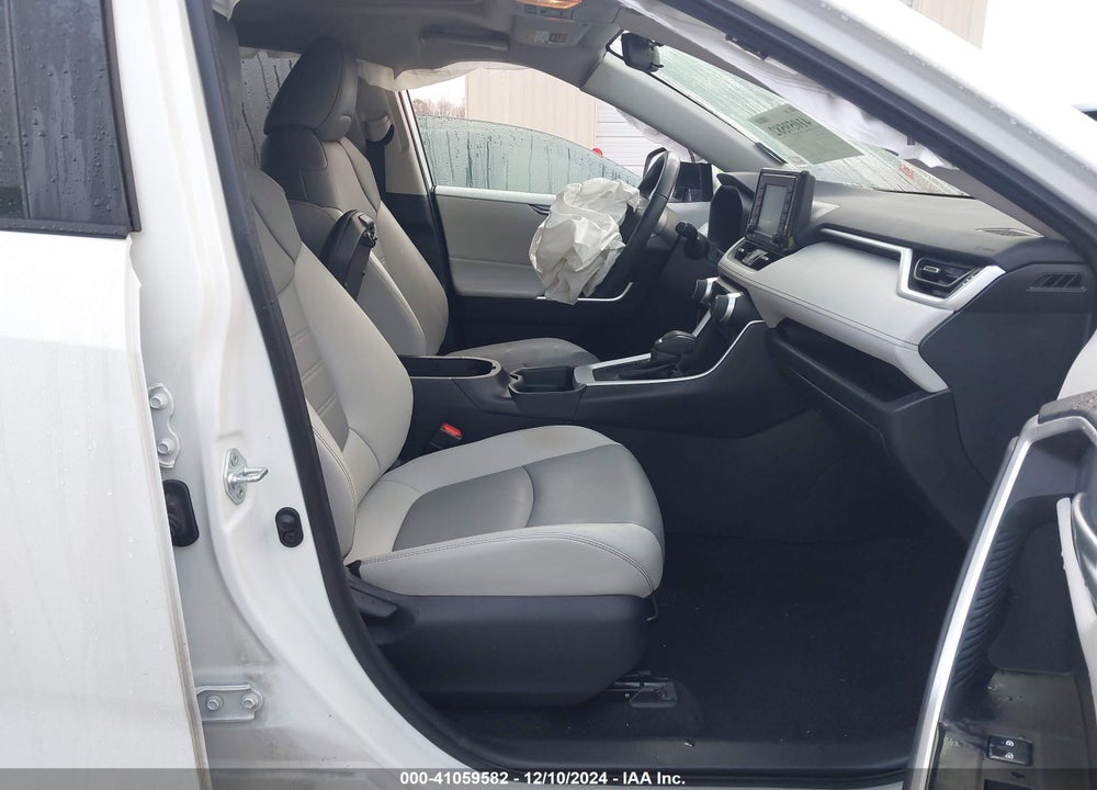 2021 TOYOTA RAV4 XLE PREMIUM VIN: 2T3C1RFVXMW154802