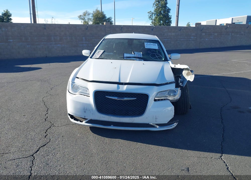2017 CHRYSLER 300 LIMITED VIN: 2C3CCAAG1HH512349