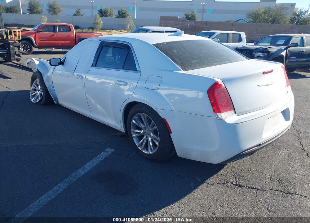 2017 CHRYSLER 300 LIMITED VIN: 2C3CCAAG1HH512349