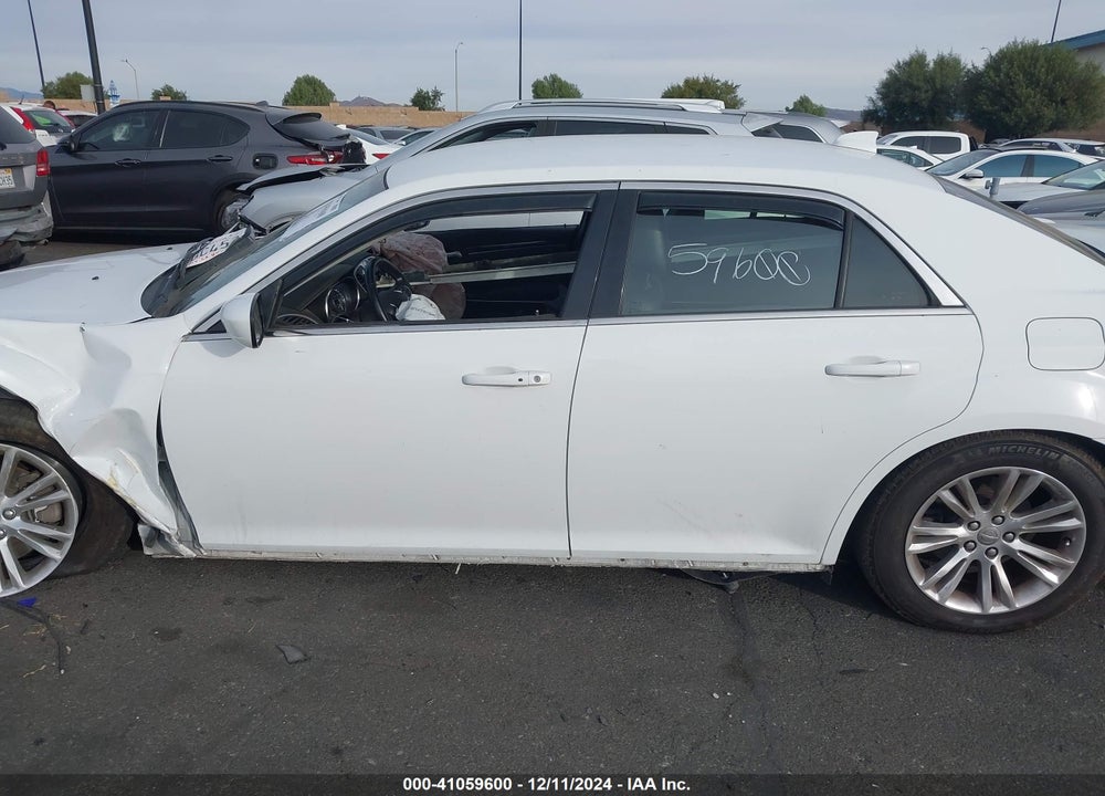 2017 CHRYSLER 300 LIMITED VIN: 2C3CCAAG1HH512349