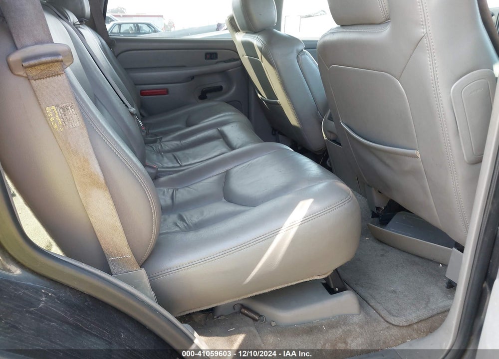 2005 GMC YUKON VIN: 1GKEK13T75R275240