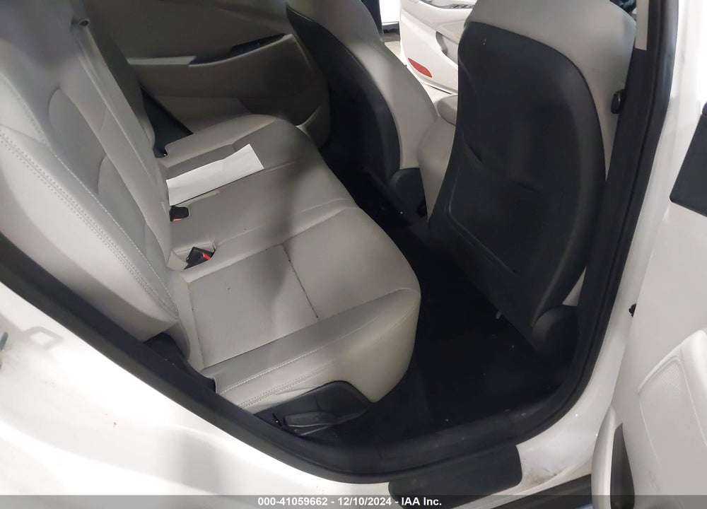 2019 HYUNDAI TUCSON SE VIN: KM8J2CA41KU956760