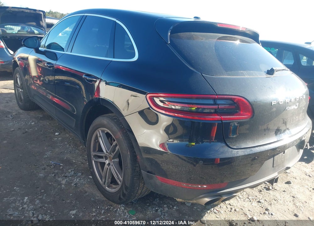 2017 PORSCHE MACAN S VIN: WP1AB2A57HLB11786