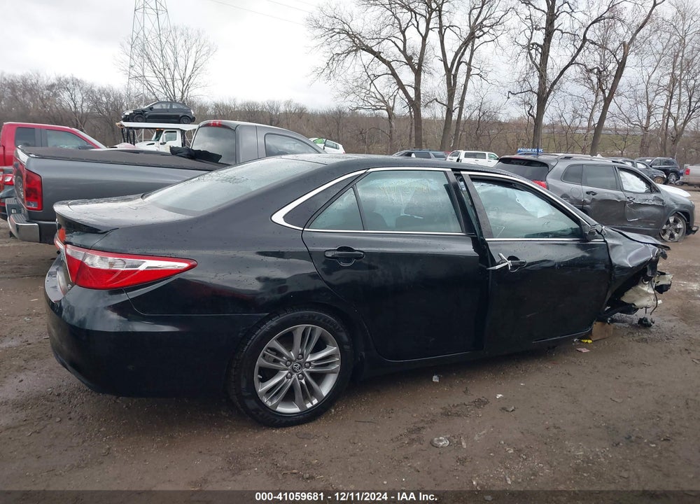 2015 TOYOTA CAMRY SE VIN: 4T1BF1FK1FU995925