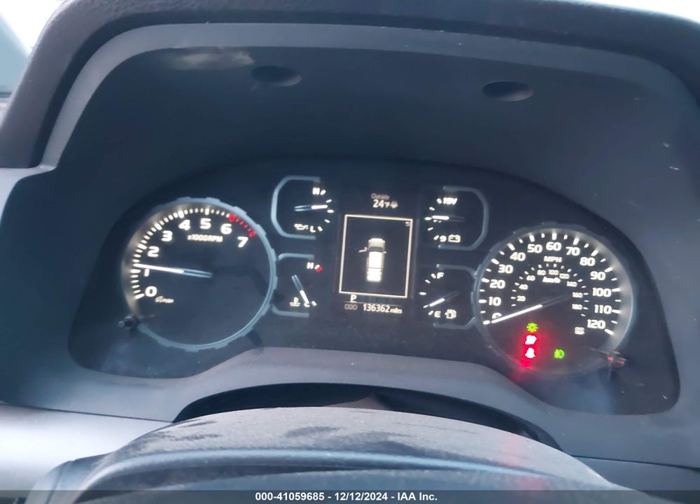 2018 TOYOTA TUNDRA SR5 5.7L V8 VIN: 5TFDY5F17JX707192