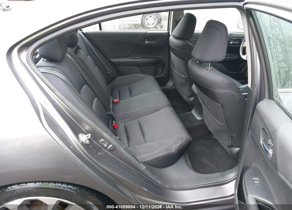 2015 HONDA ACCORD SPORT VIN: 1HGCR2F58FA021152
