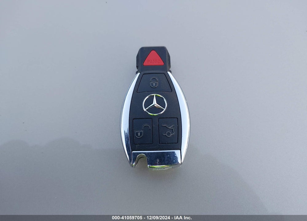 2016 MERCEDES-BENZ GL 550 VIN: 4JGDF7DE2GA661379