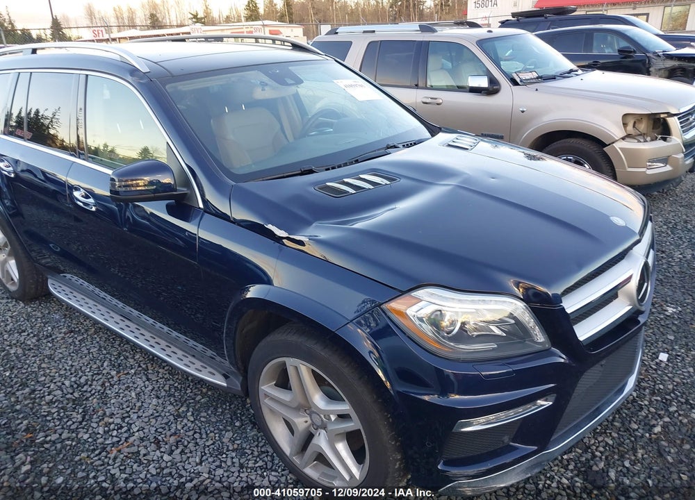 2016 MERCEDES-BENZ GL 550 VIN: 4JGDF7DE2GA661379