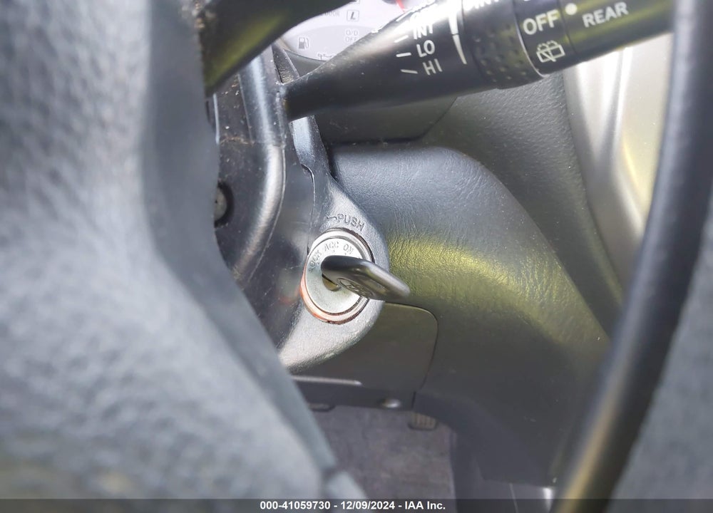 2005 TOYOTA RAV4 VIN: JTEGD20VX50059540