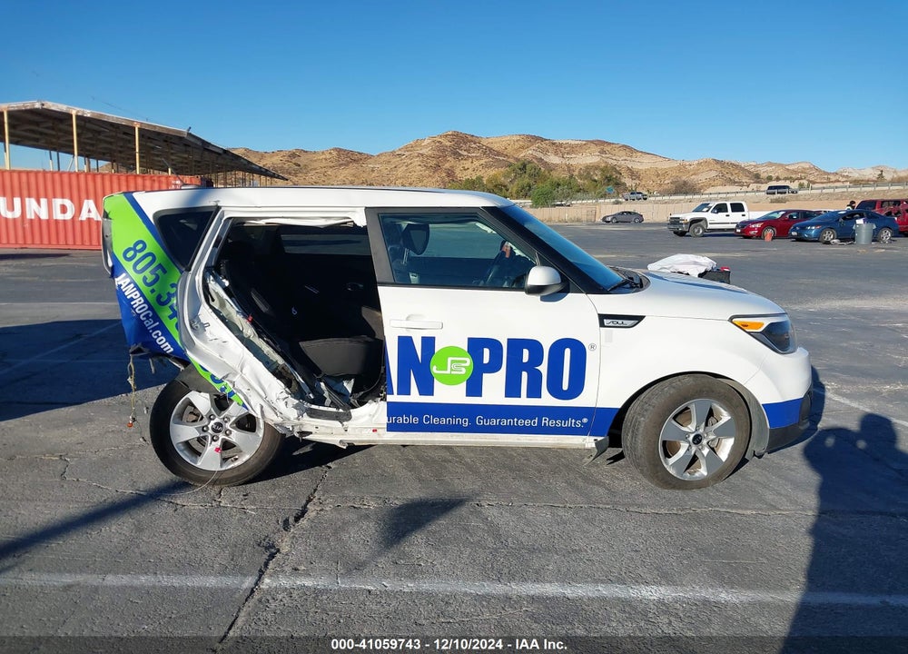 2019 KIA SOUL VIN: KNDJN2A28K7688356