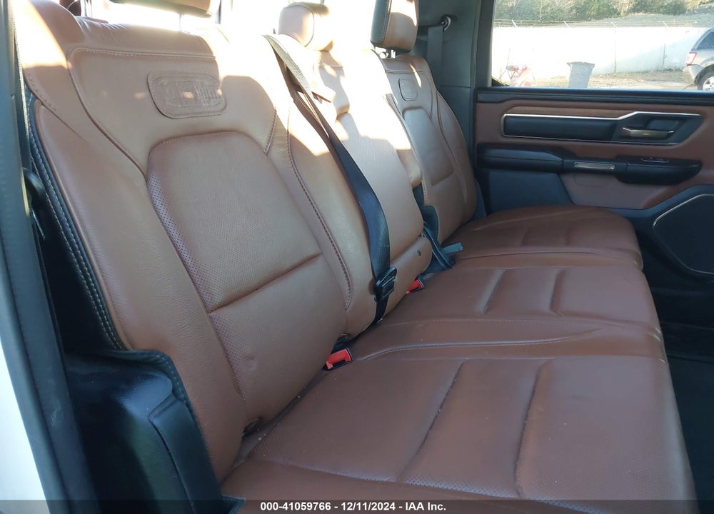 2020 RAM 1500 LAIE LONGHORN  4X4 5'7 BOX VIN: 1C6SRFKT0LN304484