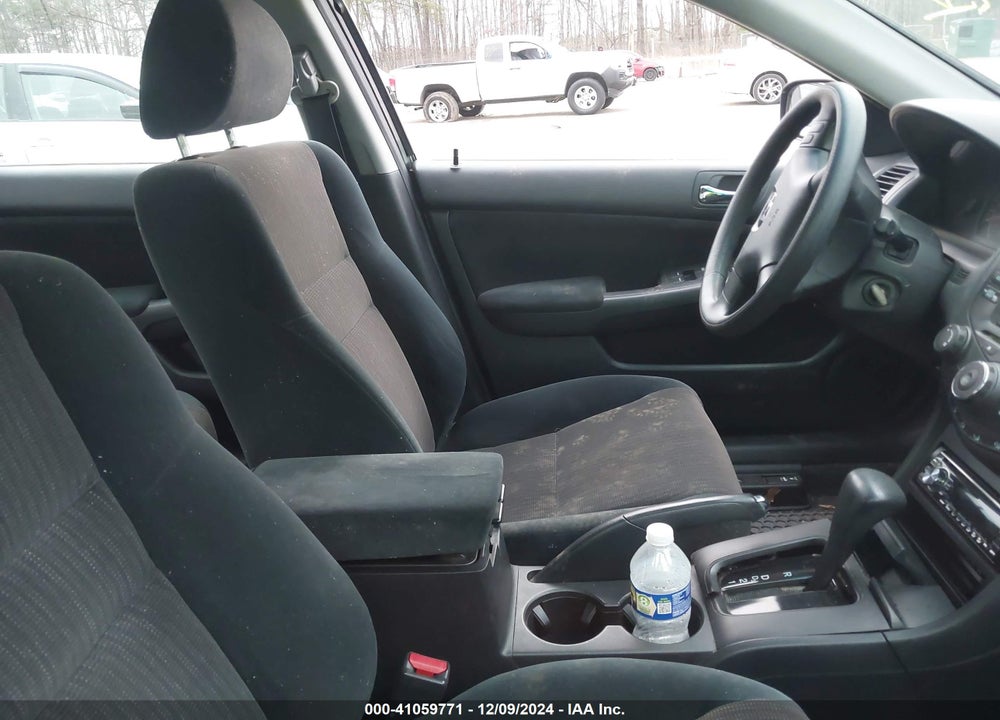 2003 HONDA ACCORD 2.4 LX VIN: 1HGCM56443A029199