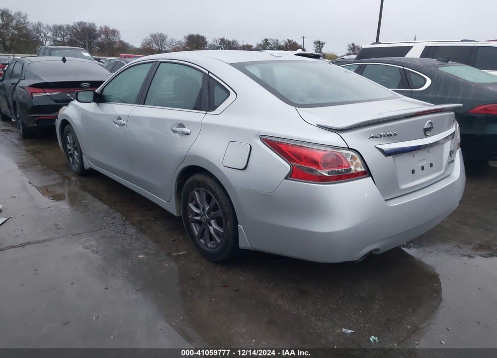 2015 NISSAN ALTIMA VIN: 1N4AL3AP3FC461067