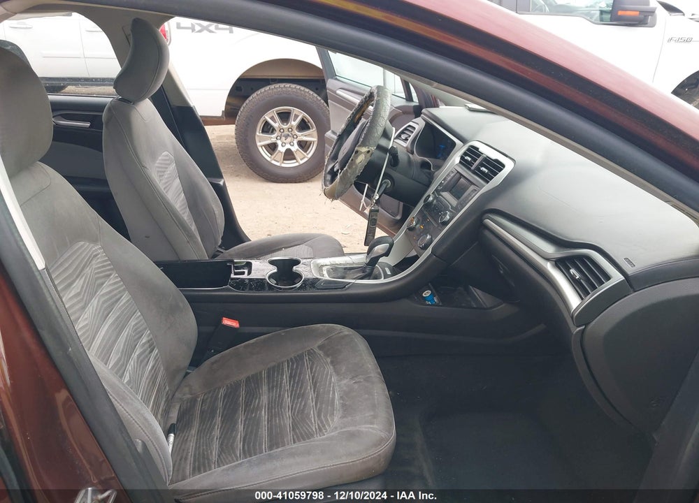 2016 FORD FUSION S VIN: 3FA6P0G75GR193125
