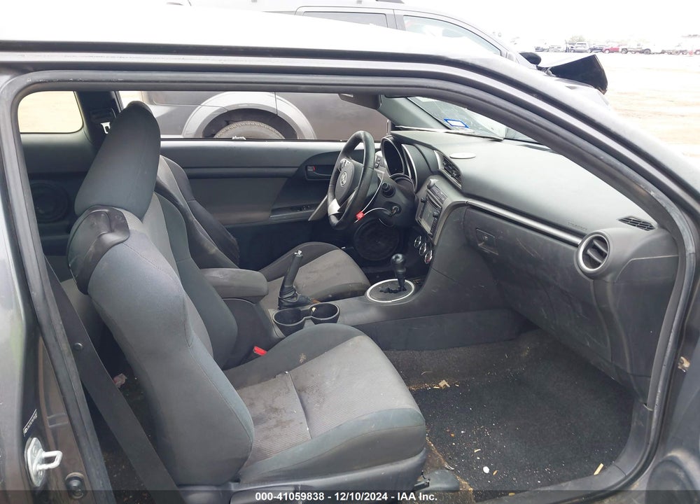 2014 TOYOTA SCION TC VIN: JTKJF5C75E3067653