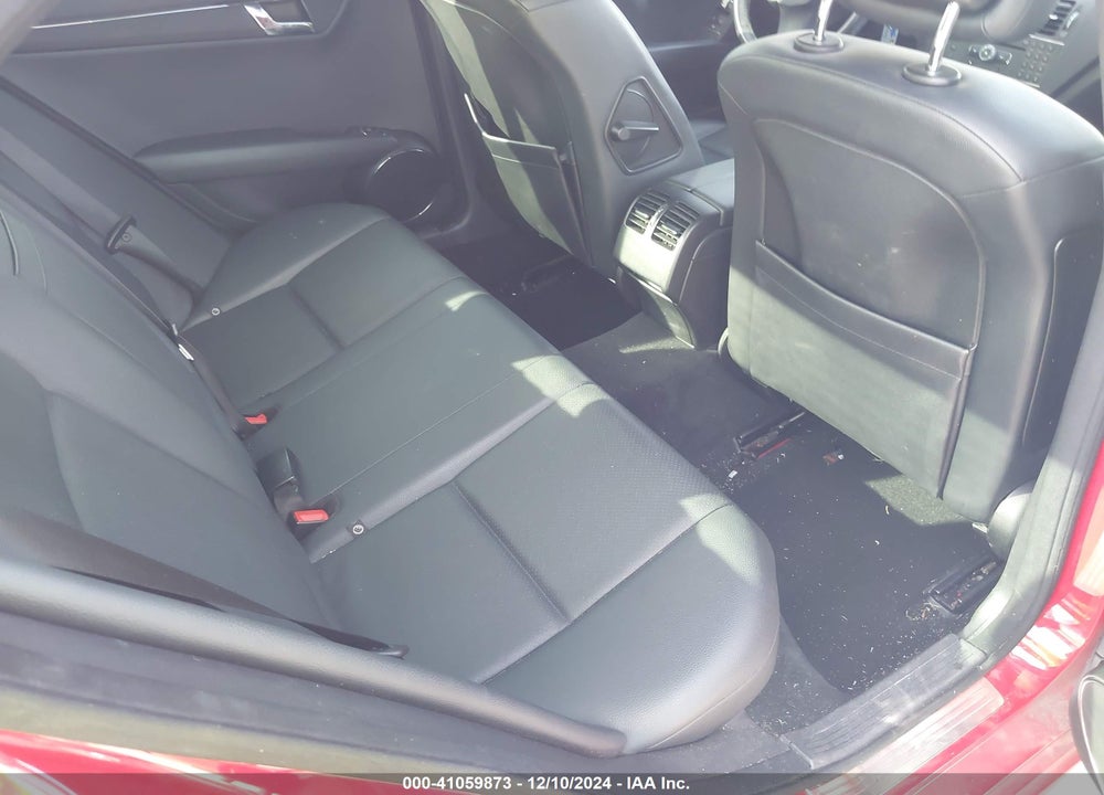 2008 MERCEDES-BENZ C 350 VIN: WDDGF56X18F144251