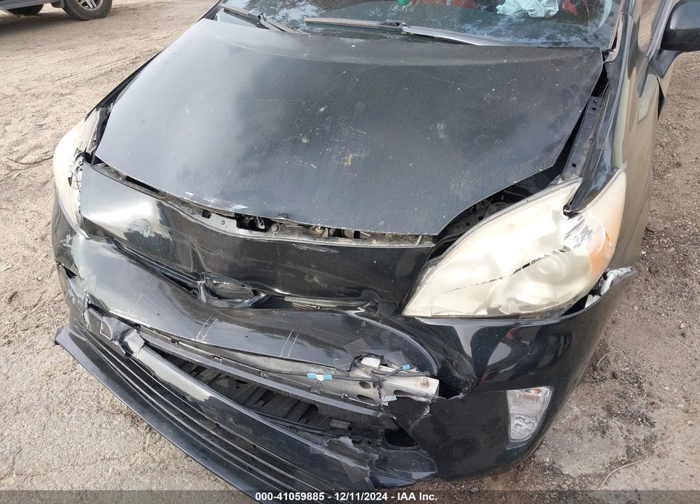2014 TOYOTA PRIUS TWO VIN: JTDKN3DU6E1748455