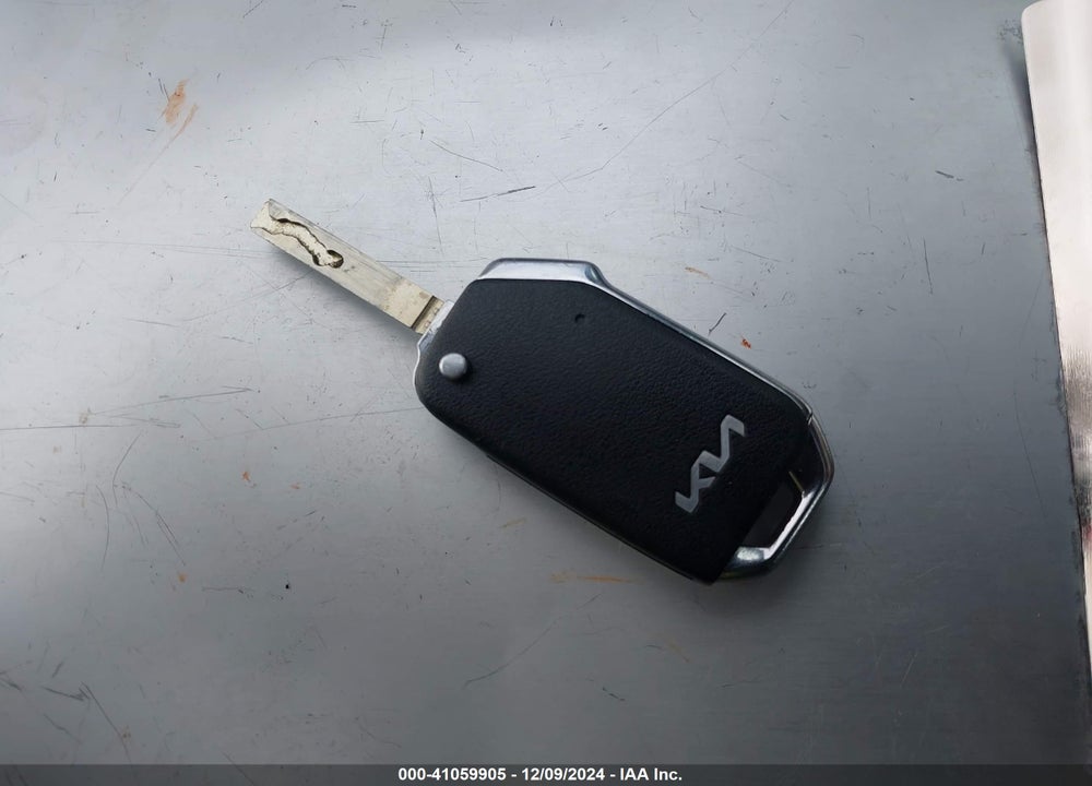 2022 KIA SELTOS LX VIN: KNDEPCAA3N7327761