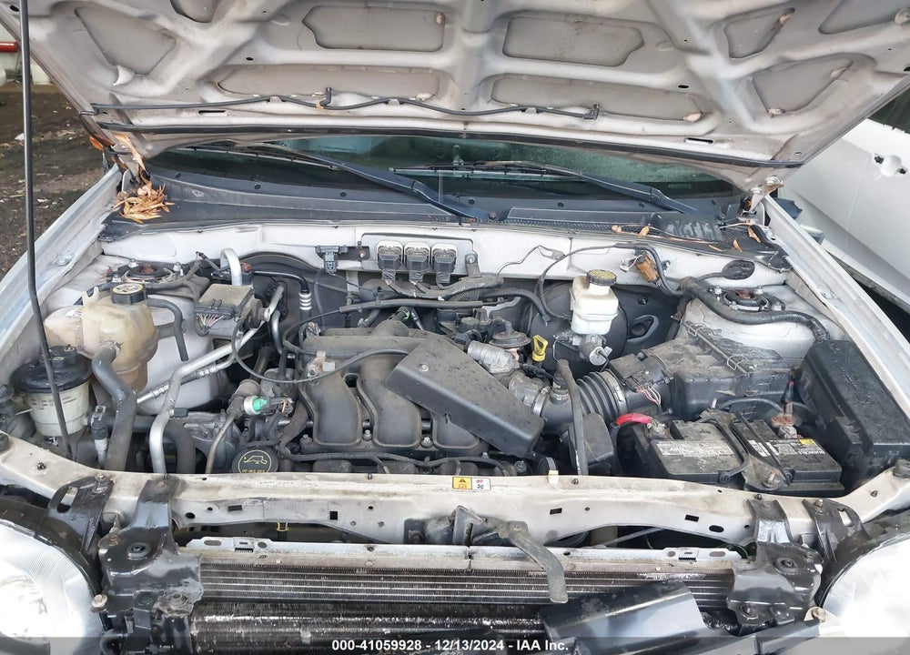 2005 FORD ESCAPE LIMITED VIN: 1FMCU94125KD15365
