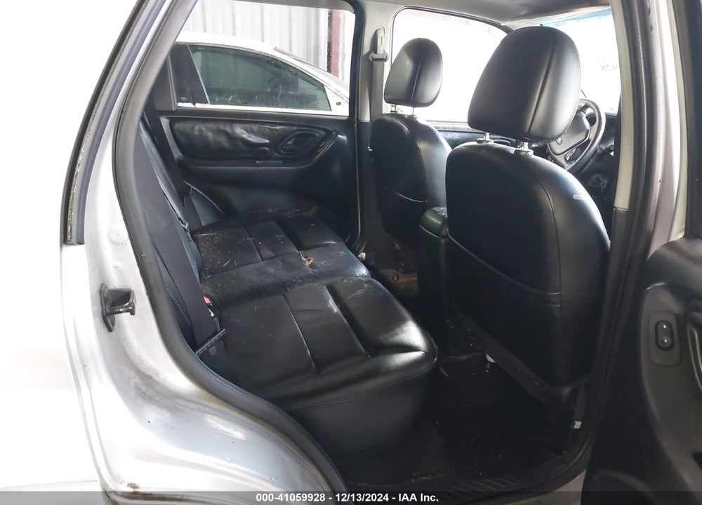 2005 FORD ESCAPE LIMITED VIN: 1FMCU94125KD15365