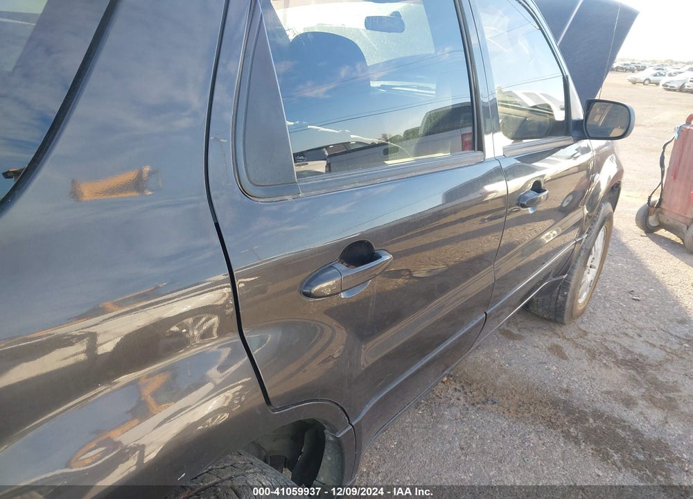 2005 MERCURY MARINER LUXURY/PREMIER VIN: 4M2CU56125DJ20570