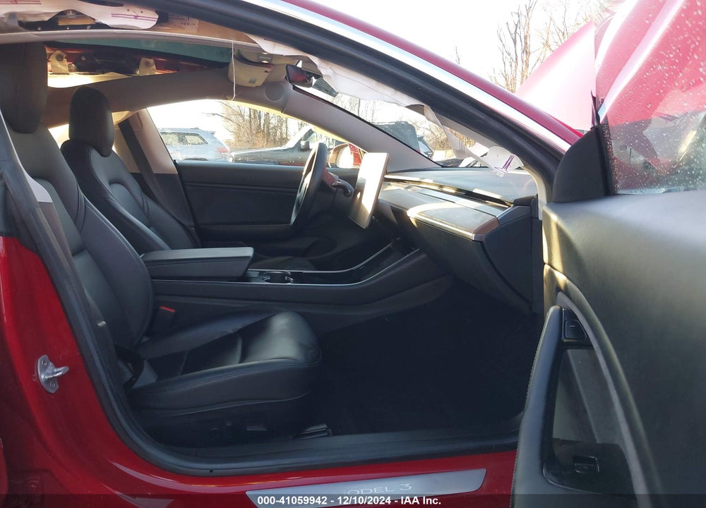 2018 TESLA MODEL 3 VIN: 5YJ3E1EB3JF083652