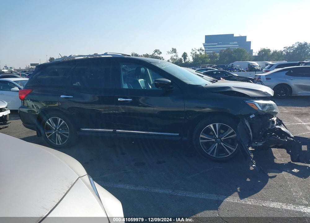 2018 NISSAN PATHFINDER PLATINUM VIN: 5N1DR2MNXJC649132