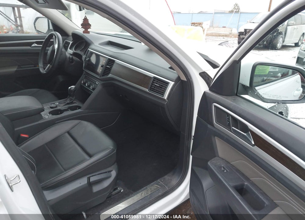 2021 VOLKSWAGEN ATLAS 3.6L V6 SE W/TECHNOLOGY VIN: 1V2HR2CA8MC582151