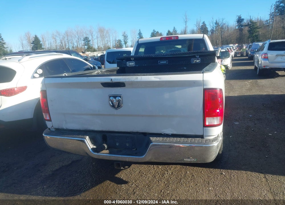 2017 RAM 1500 TRADESMAN 4X2 8' BOX VIN: 3C6JR6DT3HG704385