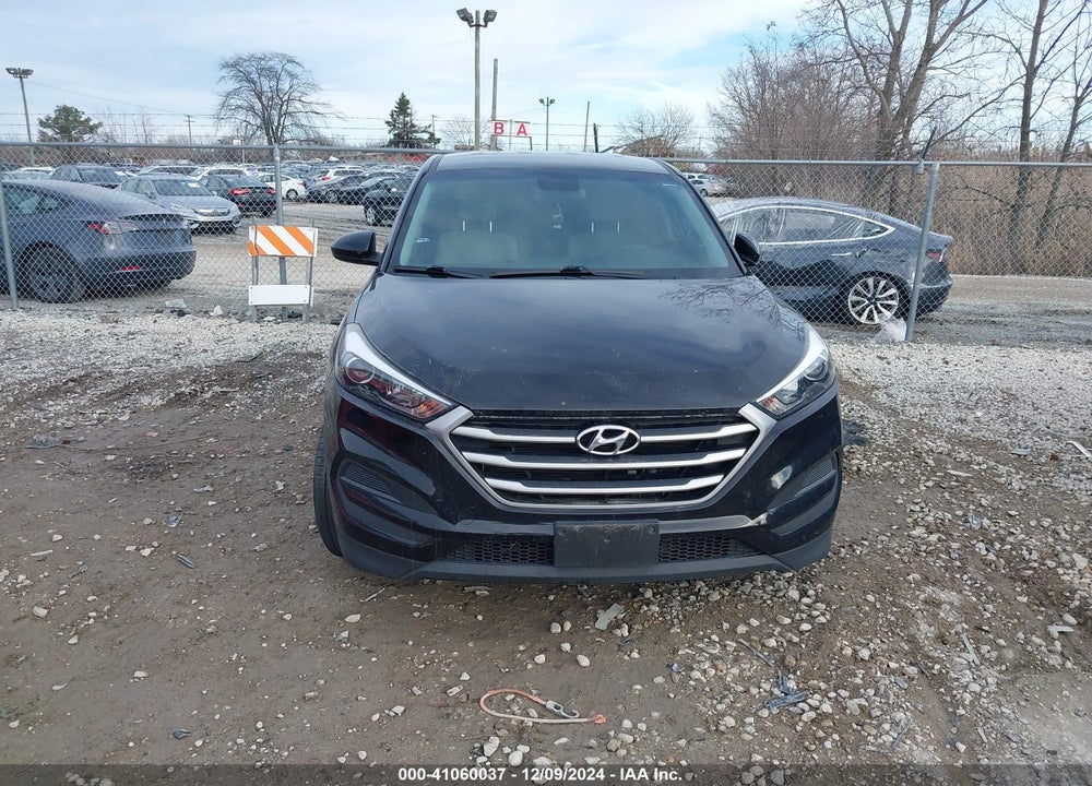 2018 HYUNDAI TUCSON SE VIN: KM8J23A48JU691916