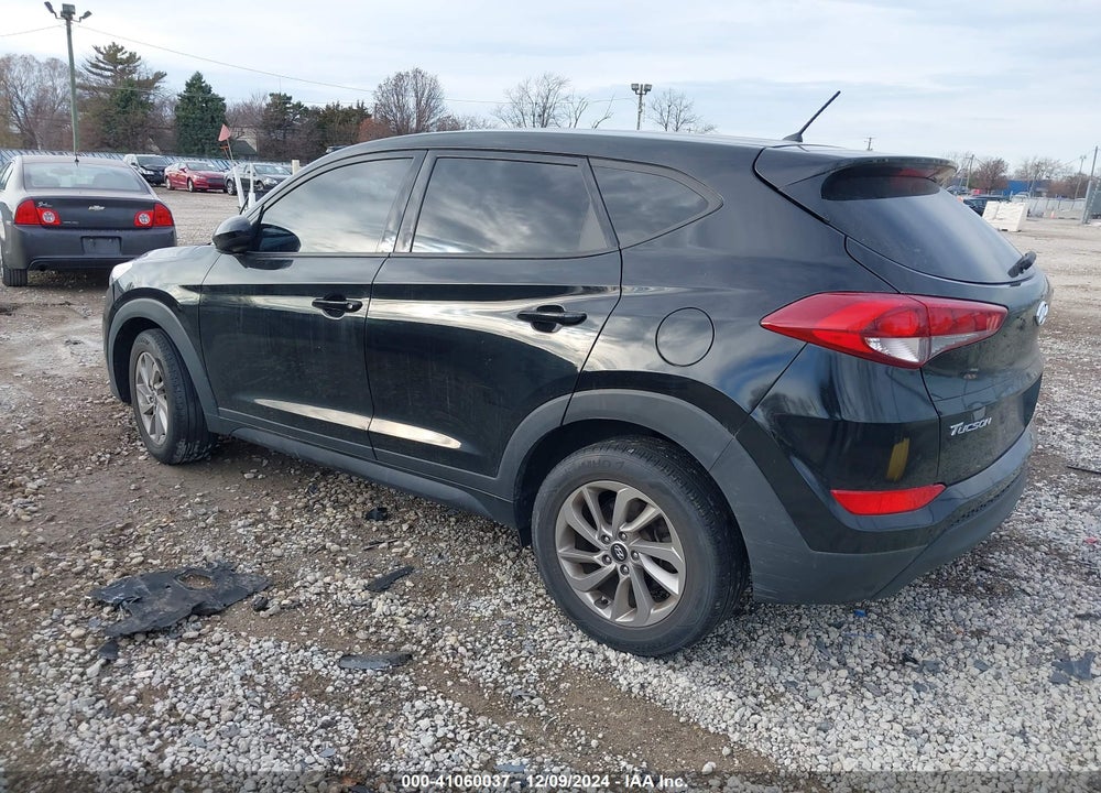 2018 HYUNDAI TUCSON SE VIN: KM8J23A48JU691916