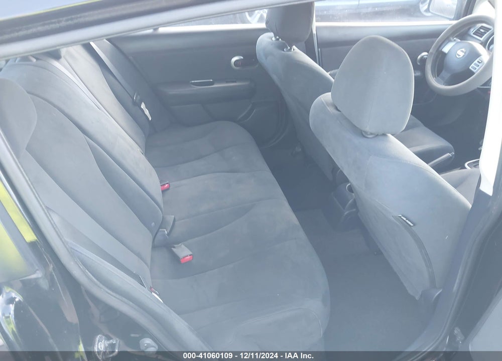 2009 NISSAN VERSA VIN: 3N1BC13E69L418840