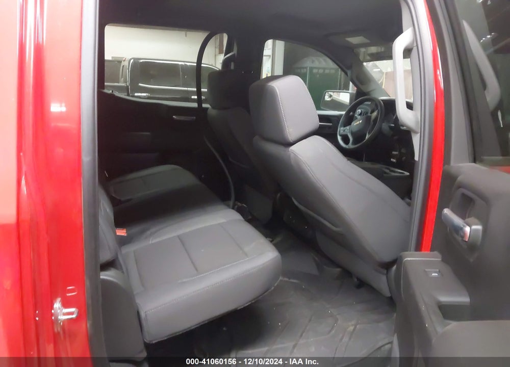 2024 CHEVROLET SILVERADO 1500 4WD SHORT BED CUSTOM VIN: 1GCPDBEK3RZ294785