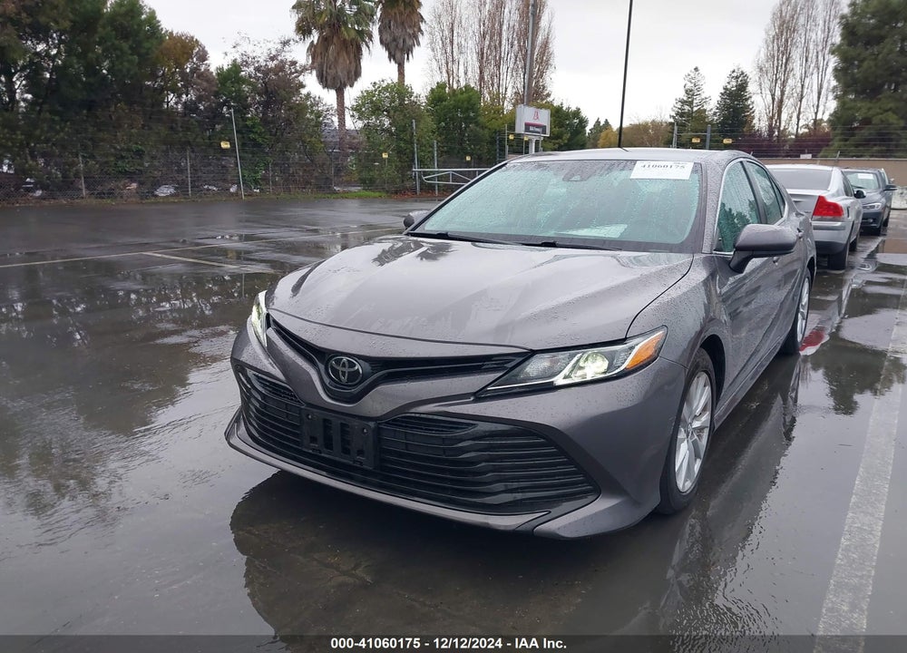 2019 TOYOTA CAMRY LE VIN: 4T1B11HK8KU759701