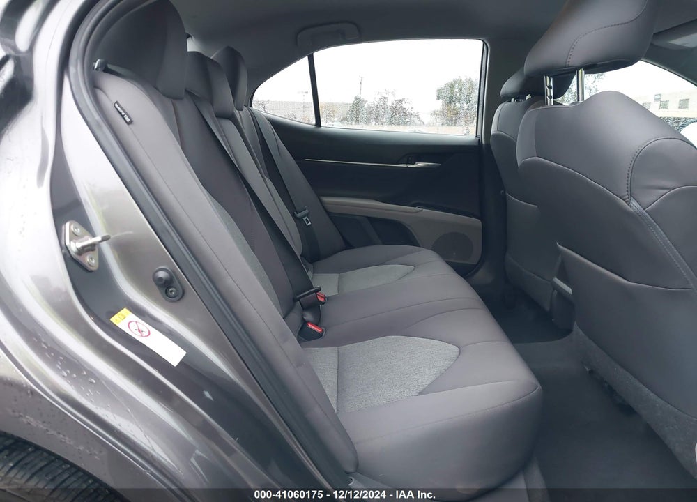 2019 TOYOTA CAMRY LE VIN: 4T1B11HK8KU759701